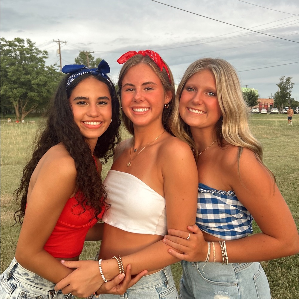 Meet your Posher, Riley